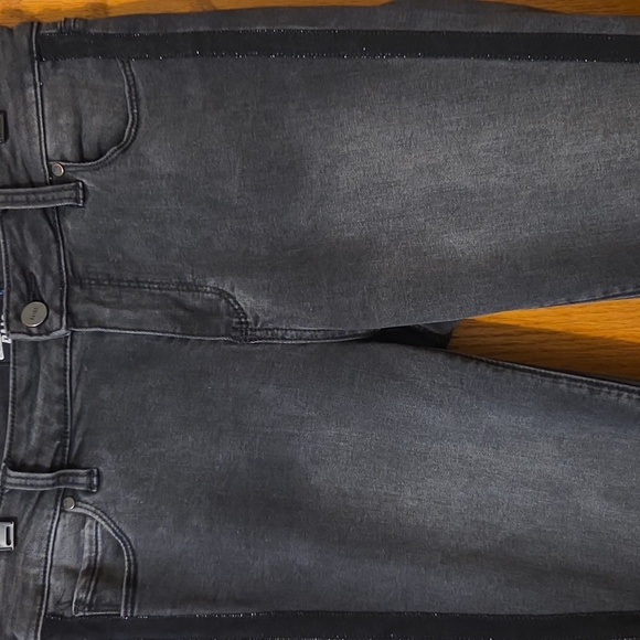 PAIGE Charcoal Skinny Jeans - Picture 9 of 9
